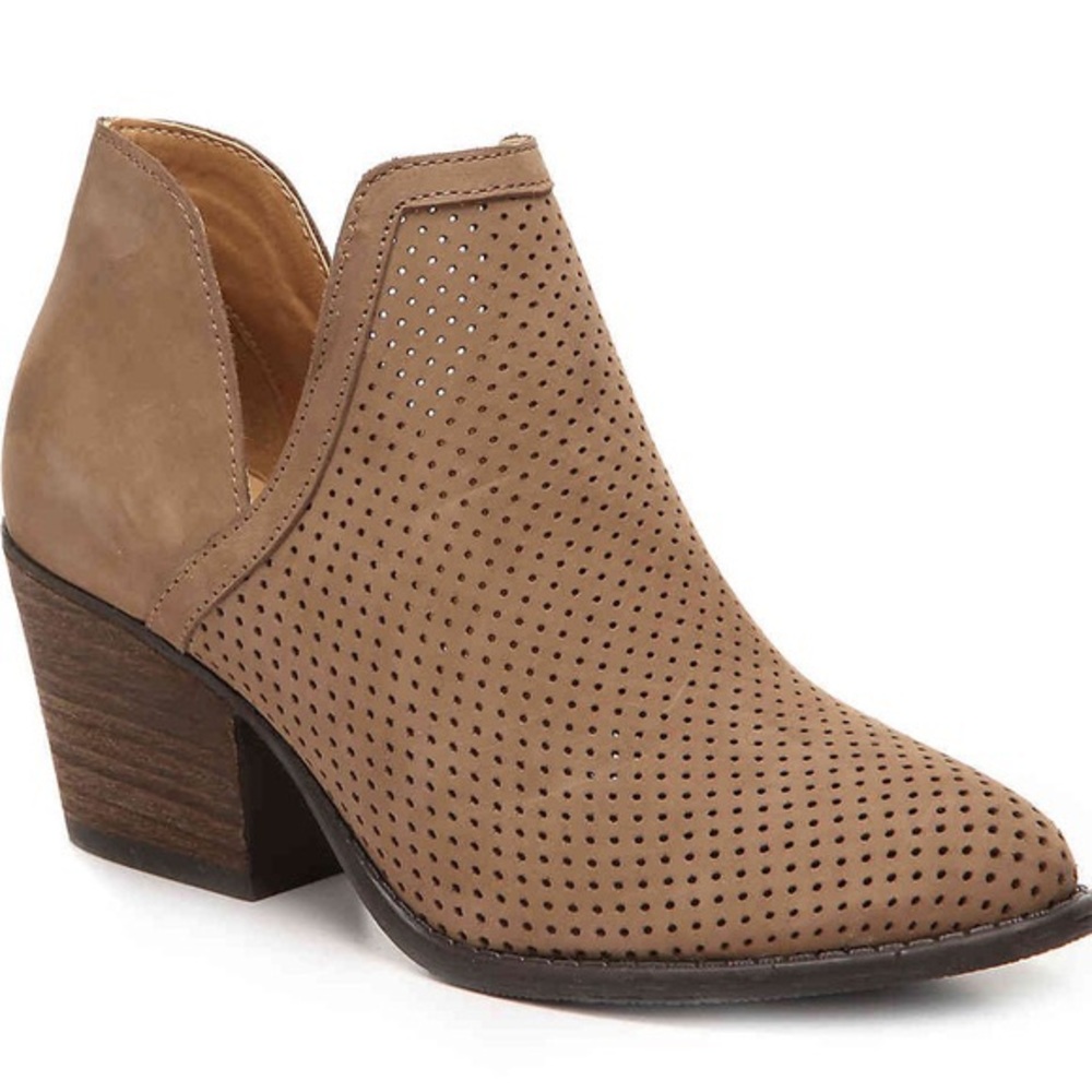 Steve Madden booties